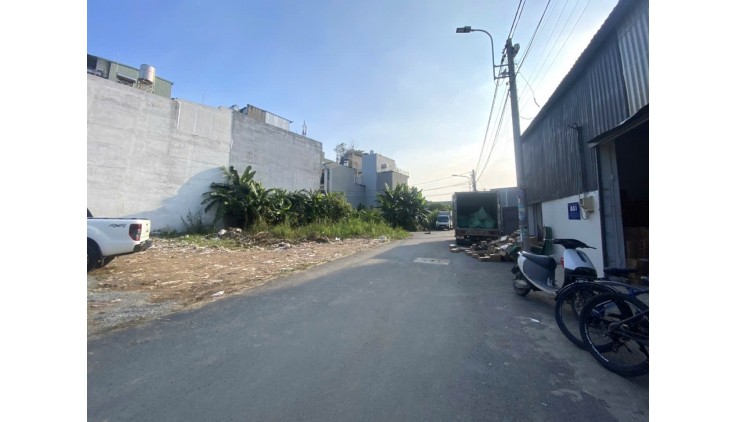 Nhà Đẹp ở ngay, khu P lô cao cấp, Bưng Ông Thoàn, Q9, dtsd 209m2, giá chỉ 5.45 tỷ