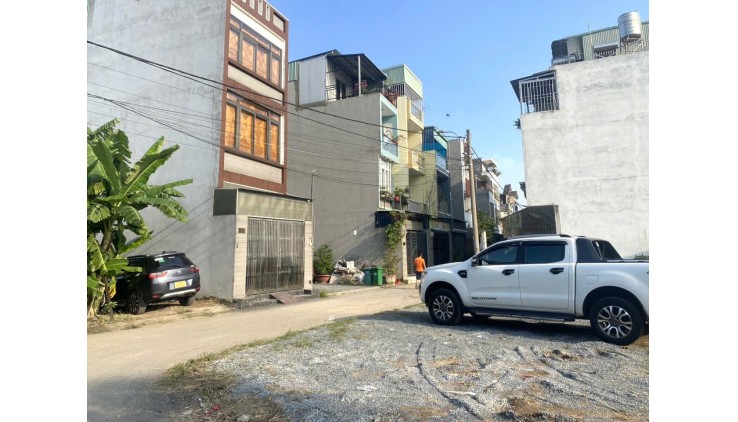Nhà Đẹp ở ngay, khu P lô cao cấp, Bưng Ông Thoàn, Q9, dtsd 209m2, giá chỉ 5.45 tỷ