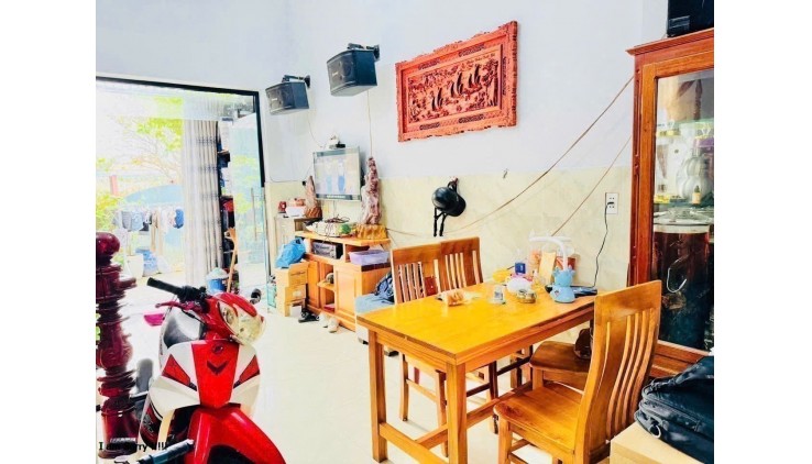 NHÀ BÁN GẤP ĐI MỸ MẶT TIỀN TỰ DO 44 m, CHỈ  6.1  TỶ