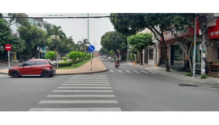 BÁN NHÀ MẶT PHỐ NGUYỄN THẾ TRUYỆN - TÂN SƠN NHÌ - TÂN PHÚ - 13.8 TỶ - 72M2 - 4 TẦNG - 5 PN - SỔ HỒNG