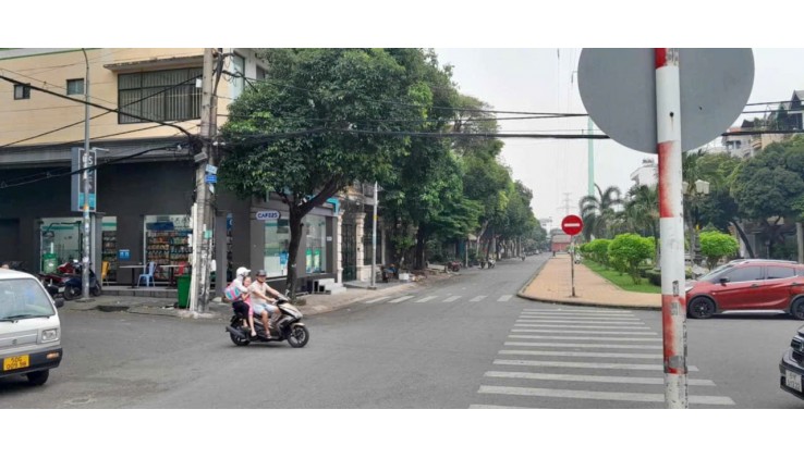 BÁN NHÀ MẶT PHỐ NGUYỄN THẾ TRUYỆN - TÂN SƠN NHÌ - TÂN PHÚ - 13.8 TỶ - 72M2 - 4 TẦNG - 5 PN - SỔ HỒNG
