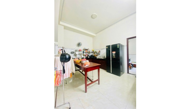 Bán nhà Biệt thự HXH Trường Chinh - ngay Cầu Tham Lương, Q12, 9.5x18m, 3 Tầng, 12.9 tỷ