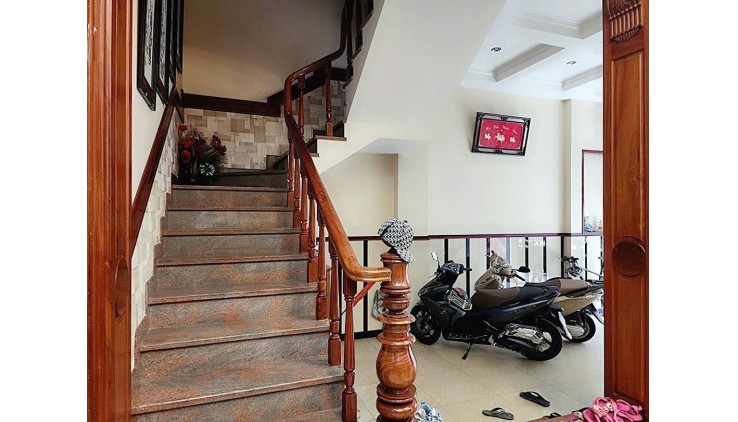 BÁN BIỆT THỰ  4 TẦNG, 112M2, KHU VIP BÀU CÁT 1, TÂN BÌNH, GIÁ 31.5 TỶ - SỔ HỒNG CHÍNH CHỦ