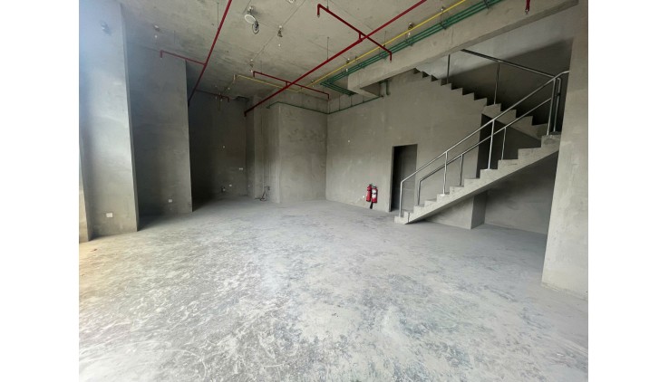 BÁN CĂN SHOP MẶT TIỀN KHU BIỆT THỰ MỸ PHÚ - PHÚ MỸ HƯNG QUẬN 7