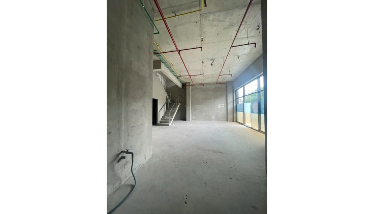 BÁN CĂN SHOP MẶT TIỀN KHU BIỆT THỰ MỸ PHÚ - PHÚ MỸ HƯNG QUẬN 7