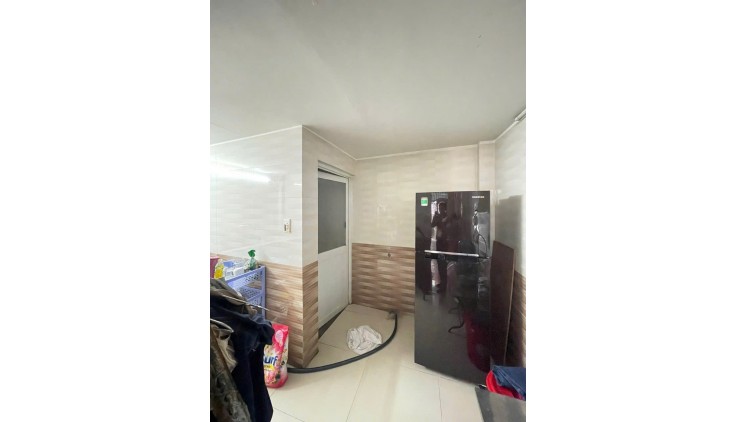 Gấp Bán nhà ngay chợ vải Phú Thọ Hoà Tân Phú 40m2 ,2 tầng Nhỉnh 3 tỷ