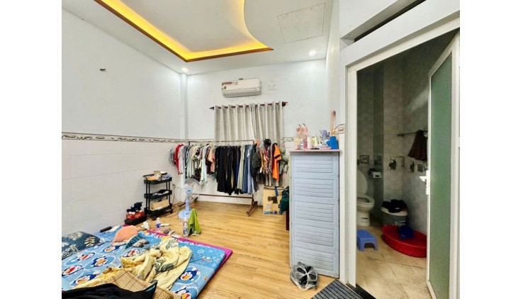 Nhà Mt APĐ10 Q12 - 80m2 - 2 tầng - đường 10m- phù hợp vừa ở vừa kinh doanh - chỉ nhỉnh 4 tỷ
