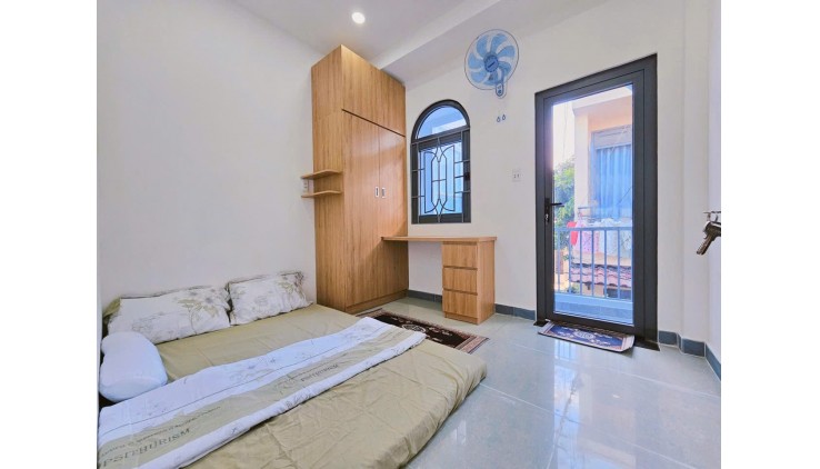 QUANG TRUNG KHU VÍP TRUNG TÂM - NHÀ 2 TẦNG MỚI ĐẸP - KHU VỰC CHO THUÊ TỐT - 23M2 - CÁNH HẺM XE HƠI ĐÚNG VÀI MÉT - CHỈ 2.99 ĐỒNG.