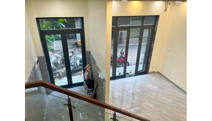 BÁN NHÀ 6 TỶ - 5 PHÒNG NGỦ, 6 WC, 63M2, HẺM 11 BÌNH HƯNG HÒA, BÌNH TÂN, SỔ ĐỎ
