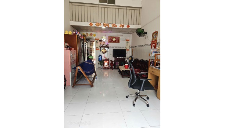 Cạnh đường số 7 Tên Lửa giáp Quận 6 52m2 2 tầng nhỉnh 4 tỷ.