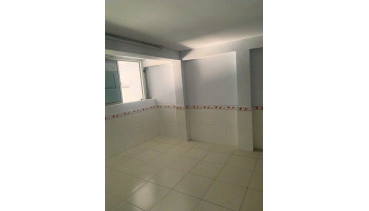 Bán nhà Mặt tiền Nguyễn Kiệm -  Phường 3, Q. Gò Vấp, 4.1x11m, 2 Tầng, HĐT 10tr, 5.6 tỷ.