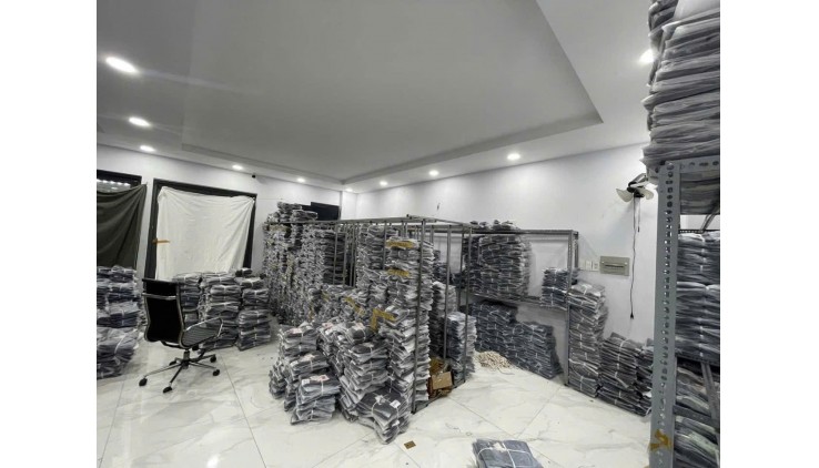 Bán nhà HXH 5m Hương Lộ 3, ngay Aoen Tân Phú, DT: 8x20m, 3 Tầng, 5PN, giá 9.9 tỷ.
