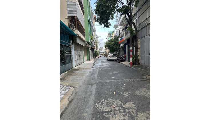 BÁN NHÀ HẺM XE HƠI 8M ,  HOÀNG HOA THÁM - TÂN BÌNH - 13,4 TỶ - 80M2 - 3 TẦNG - 4PN - 4WC