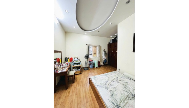 BÁN NHÀ HẺM XE HƠI 8M ,  HOÀNG HOA THÁM - TÂN BÌNH - 13,4 TỶ - 80M2 - 3 TẦNG - 4PN - 4WC