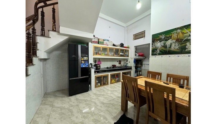 Nhà 3 tầng Tỉnh Lộ 10 Bình Tân 55m2 4PN nhỉnh 4 tỷ.