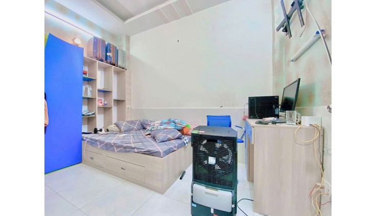 BÁN NHÀ 4 TẦNG, 45M2, HỒNG LẠC - TÂN BÌNH, GIÁ 5.8 TỶ - VỊ TRÍ VÀNG, SỔ ĐỎ CHÍNH CHỦ