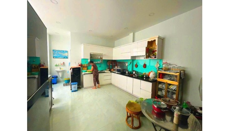 (HIẾM) KHU VIP Q1, NGAY BỘ C.AN - 100M2 5T THANG MÁY - CHỈ 22TỶ - HXH TRÁNH - NỞ HẬU TÀI LỘC