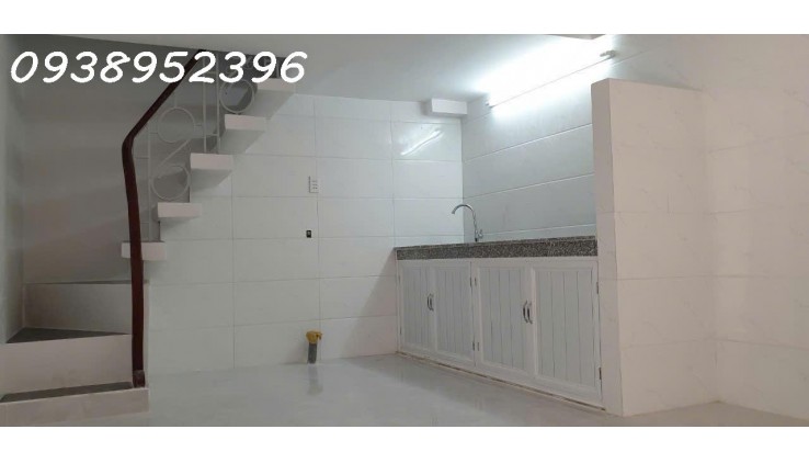 NGƯỜI THÂN GỬI BÁN NHÀ HÒA HƯNG, QUẬN 10 - 3.4 TỶ - 3 PN, 3 WC, SỔ HỒNG CHÍNH CHỦ