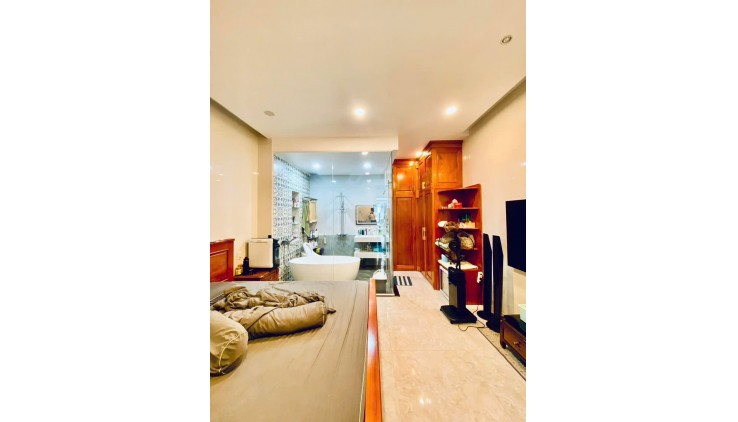BÁN NHÀ 3 TẦNG, 52M2,  PHẠM VĂN BẠCH, TÂN BÌNH , HXH 8M THÔNG  - GIÁ 6.9 TỶ - SỔ ĐỎ CHÍNH CHỦ