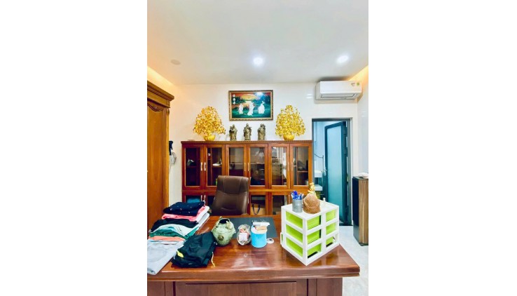 BÁN NHÀ 3 TẦNG, 52M2,  PHẠM VĂN BẠCH, TÂN BÌNH , HXH 8M THÔNG  - GIÁ 6.9 TỶ - SỔ ĐỎ CHÍNH CHỦ