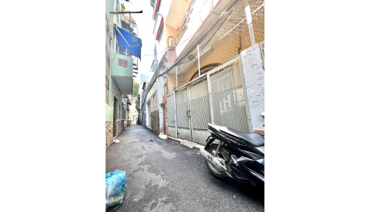 4.98 tỷ- NHÀ FULL KẾT CẤU 1 TRỆT 3 LẦU, SÁT MẶT TIỀN ĐƯỜNG PHẠM NGŨ LÃO- VUÔNG ĐẸP