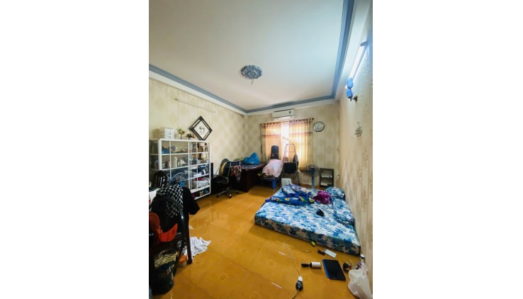 Mặt tiền cạnh khu Bình Phú Quận 6 72m2 4 tầng KD đỉnh chỉ 11 tỷ xíu.