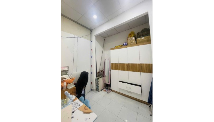 GIÀM 1 TY, Gấp Bán, Kha Vạn Cân, CHỢ THỦ đỨC, Đường 6m, DT 72m2 ( 6 x 11 ) chỉ 3.9ty