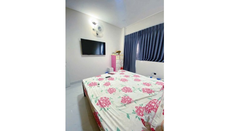 5.5 tỷ- BÁN NHÀ PHAN VĂN TRỊ P12 BT- NGANG LỚN 7M -DT 63M2