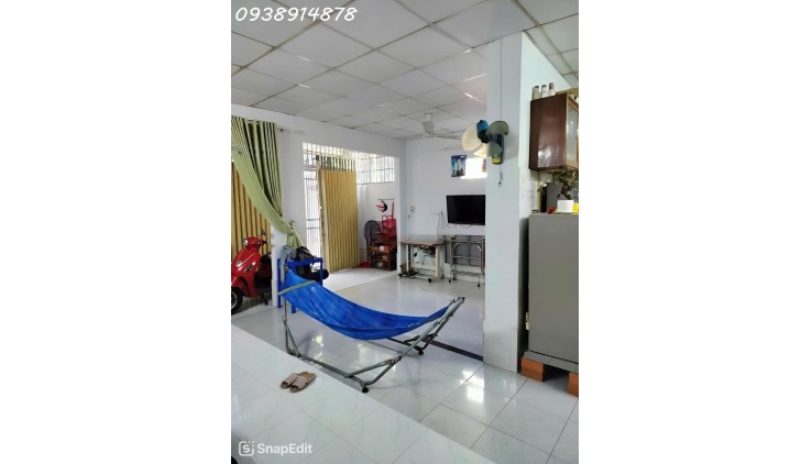 Bán nhà 1 tầng 63m2 hẻm đường Phạm Văn Đồng, Linh Đông - giá 4.2 tỷ, sổ hồng đã hoàn công