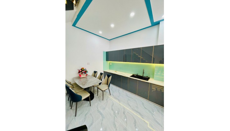 BÁN NHÀ NGUYỄN DUY CUNG 4,5M X 13.5M, HẺM 5M 2 TẦNG - CẠNH EMART 2 - NHỈNH 5 TỶ 8 TL
