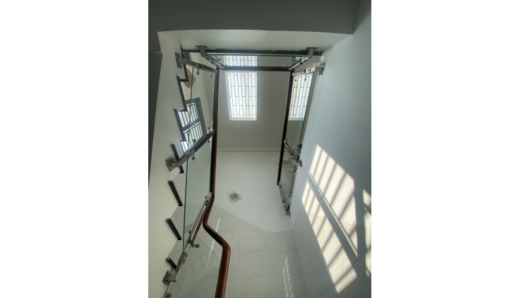 HXH thông  5 tầng Bình Trì Đông B Bình Tân 70m2 nhỉnh 9 tỷ.