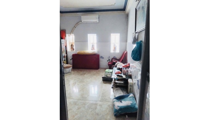 Nhà 1/ vị trí đẹp 5m thông Bình Long quận Tân Phú CN 47m2- 3,3 x 14-3T chỉ 5.5