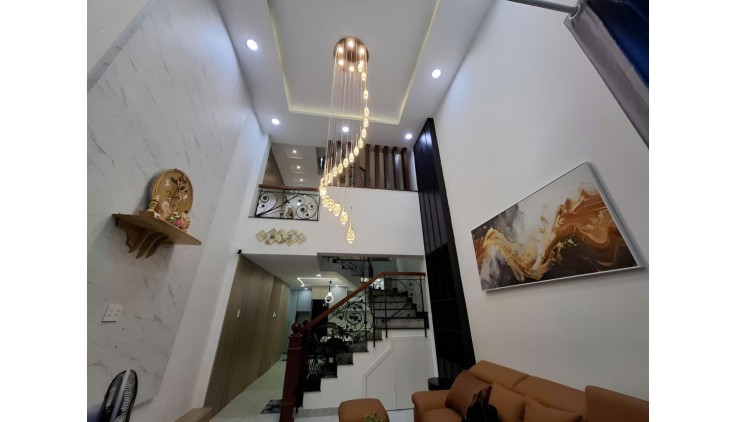 GIẢM SỐC 700 TRIỆU_ BÁN TRƯỚC TÊT _ GÒ VẤP _ 54M2_ 5 TẦNG _ KHU PHÂN LÔ HẺM 6M.