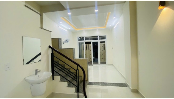 Nhà mới đón tết Tân KNhỳ Tân Quý Tân Phú giáp Aeon 50m2,4Tầng Nhỉnh 5tỷ