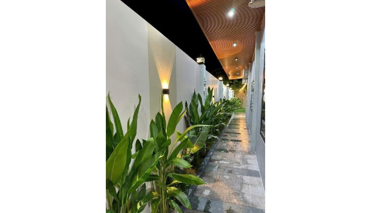 BIỆT THỰ NHÀ VƯỜN Q12 HẺM 7M THÔNG - TẶNG FULL NT VIP - GIÁ 9 TỶ 6 CHO 300M2
