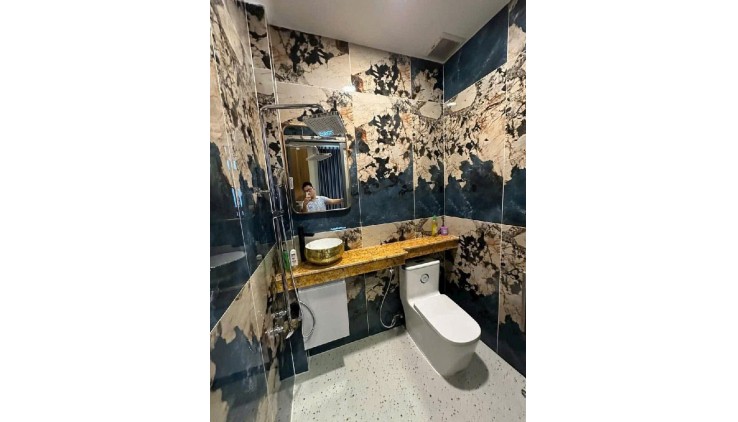 BIỆT THỰ NHÀ VƯỜN Q12 HẺM 7M THÔNG - TẶNG FULL NT VIP - GIÁ 9 TỶ 6 CHO 300M2