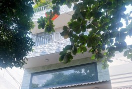 Nhà HOÀNG HOA THÁM - BÌNH THẠNH -  3 tầng hẻm ô tô nhỉnh 7 tỷ