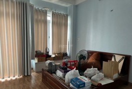 Chuyển chỗ ở bángấp nhà 3 tầng 8x16m, đường 10m Lê Thúc Hoạch, giá chỉ 16 tỷx