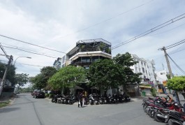 LÔ GÓC 2 MẶT TIỀN, 4 TẦNG  KINH DANH SẦM UẤT QUẬN BÌNH TÂN