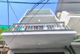 BÁN NHÀ 3 TẦNG PHẠM VĂN BẠCH, HẺM 3M, P12 GÒ VẤP, NHỈNH 1 TỶ