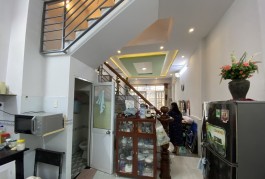 BÁN NHÀ 2 TẦNG, 38M2, NGÕ CHIẾN LƯỢC, BÌNH TRỊ ĐÔNG, BÌNH TÂN - GIÁ CHỈ 3.8 TỶ - SỔ HỒNG CHÍNH CHỦ