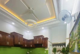 Bán gấp nhà 4.25 tỷ, PHAN XÍCH LONG, 3 lầu, 40m2