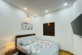 Bán gấp nhà, HXH, PHAN ĐĂNG LƯU, 4 lầu, BTCT, 55m2, giá 4.8 tỷ.