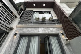 Bán nhà DUY TÂN PHÚ NHUẬN -  45m2 - nhà đẹp - nhỉnh 6 tỷ
