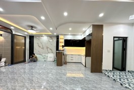 Diện tích 6m x11m - 4 phòng ngủ - NƠ TRANG LONG - gần HXH sổ đẹp.