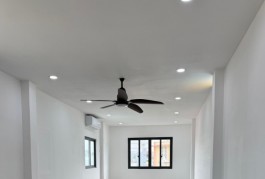 Cho thuê nhà chính chủ 13p mặt tiền giá 55tr