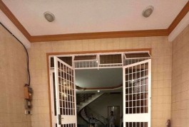 Cho thuê nhà nguyên căn mặt tiền 10 phòng 50tr đường Bàu Cát
