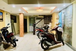 Bán Căn Hộ Dịch Vụ HUỲNH VĂN BÁNH -  hxh - 7 phòng ngủ cho thuê khoán.