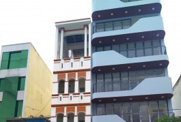 Bán nhà mặt tiền 105 Đào duy anh, P.9, Q. Phú Nhuận trệt 4 lầu