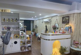Chính chủ cần sang gấp 1 spa nhỏ xinh Địa chỉ: Q. Tân Bình (gần ngã tư 7 hiền)
